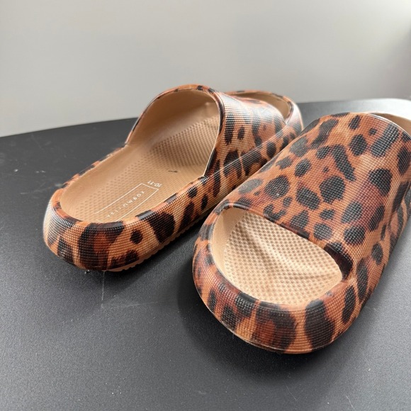 Yellow Box Zolah Leopard Print Slides Sandals Comfort‎ Slip On Size 10 - Picture 5 of 9